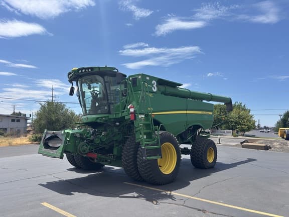 Image of John Deere S790 Primary image