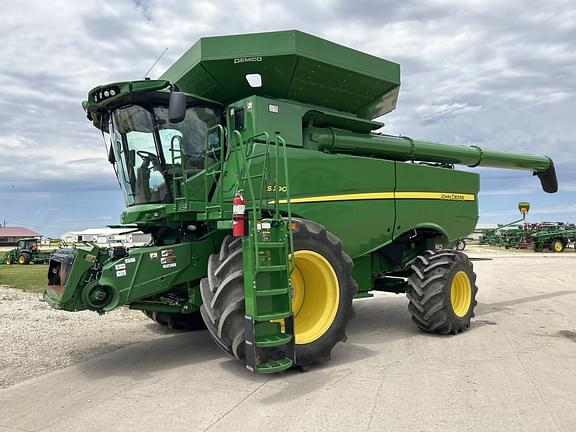 Image of John Deere S790 Primary image