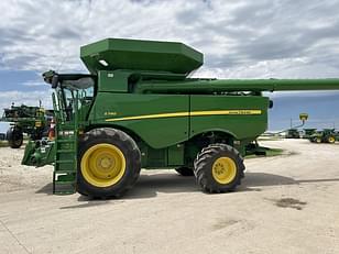 Main image John Deere S790 0