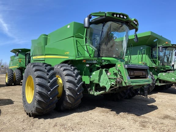 Main image John Deere S790