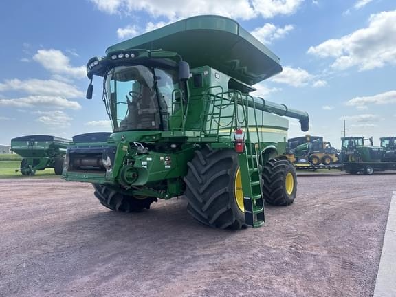 Image of John Deere S790 equipment image 3