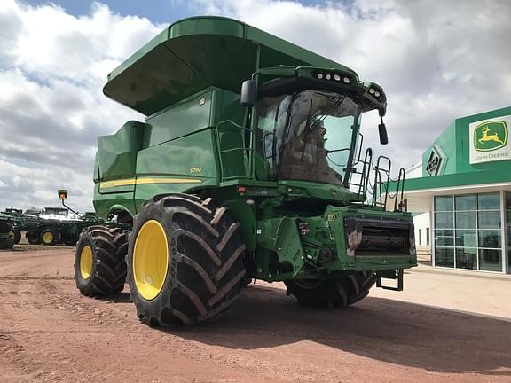 Image of John Deere S790 Primary image