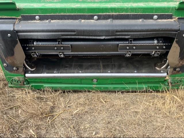 Image of John Deere S790 equipment image 3