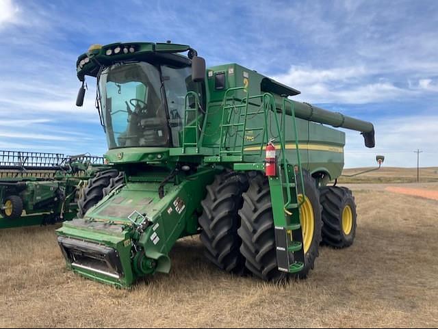 Image of John Deere S790 equipment image 4
