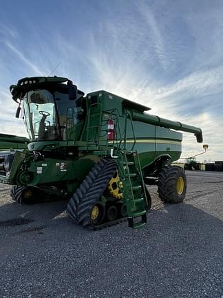 Image of John Deere S790 equipment image 1