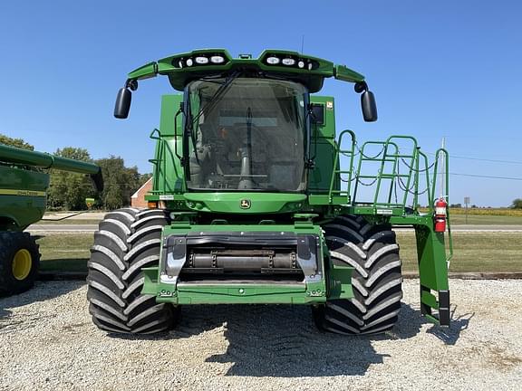 Image of John Deere S790 equipment image 2