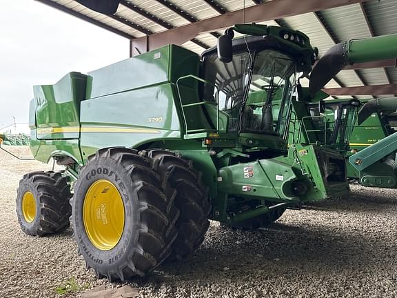 Image of John Deere S790 Primary image