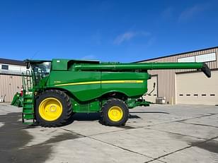 Main image John Deere S790 1