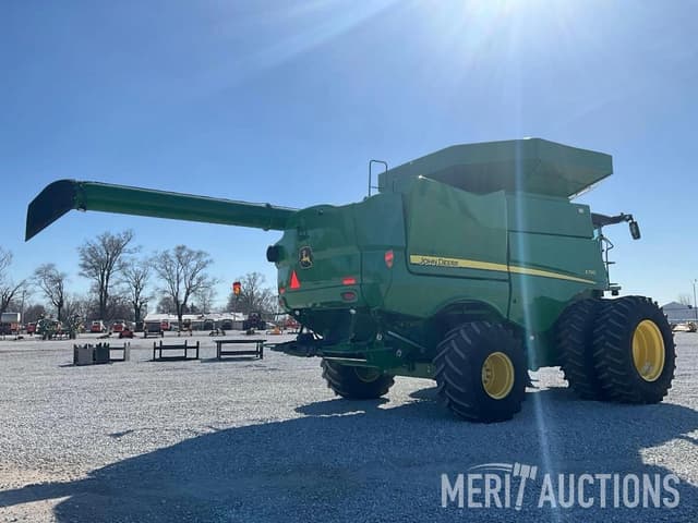 Image of John Deere S790 equipment image 4