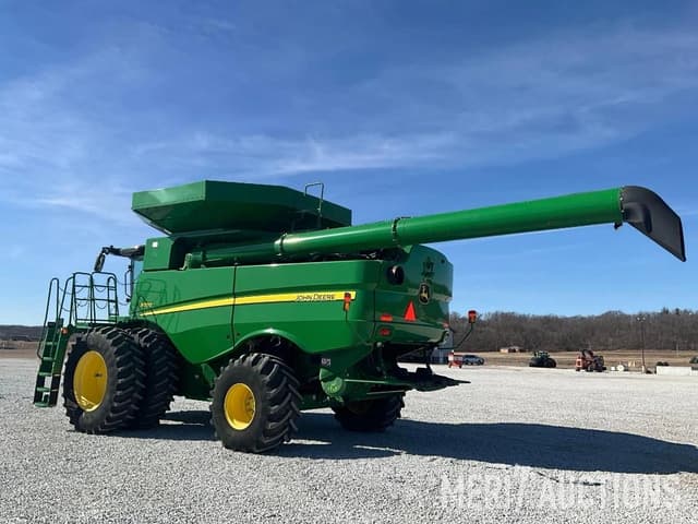 Image of John Deere S790 equipment image 2