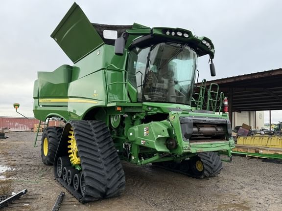 2021 John Deere S790 Equipment Image0