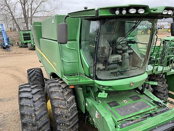 Image of John Deere S790 equipment image 4