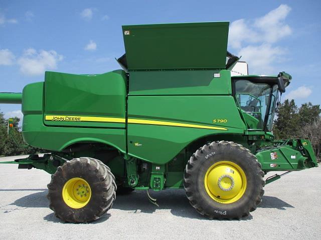 Image of John Deere S790 equipment image 3