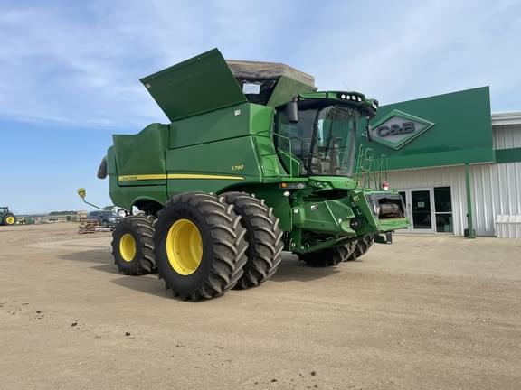 Image of John Deere S790 Primary image