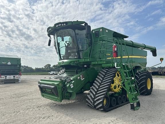 Image of John Deere S790 equipment image 4