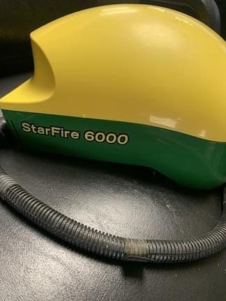 Image of John Deere StarFire 6000 equipment image 1