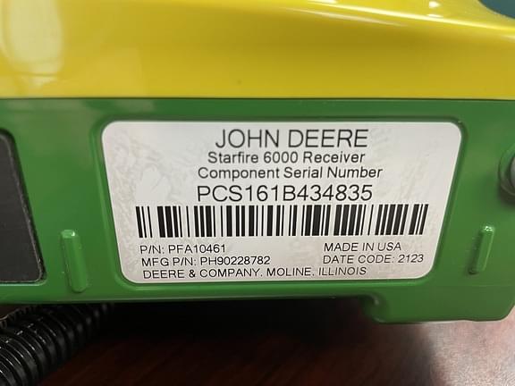 Image of John Deere StarFire 6000 equipment image 4