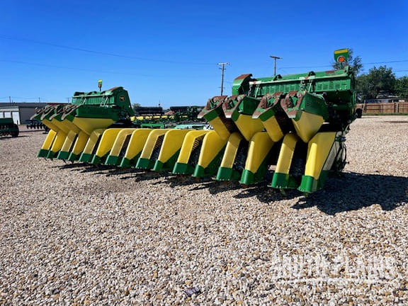 Main image John Deere SH12F