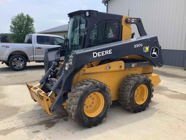 Image of John Deere 330G equipment image 1