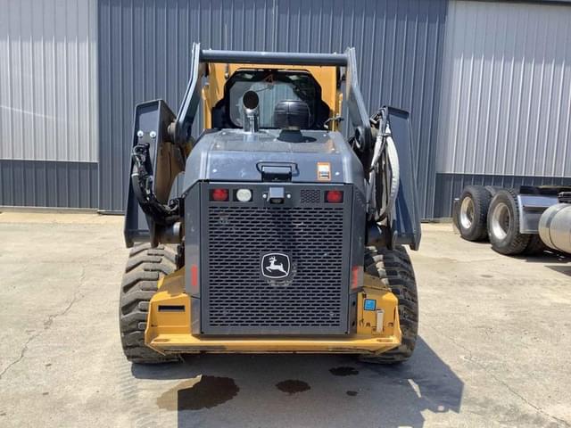 Image of John Deere 332G equipment image 2