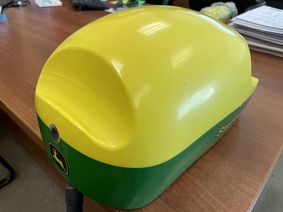 Image of John Deere StarFire 6000 equipment image 4