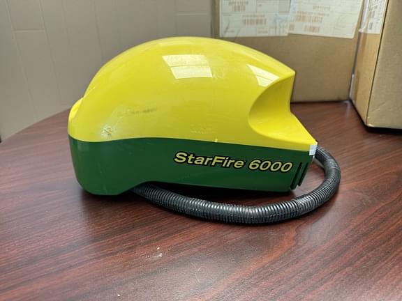 Image of John Deere StarFire 6000 Primary image