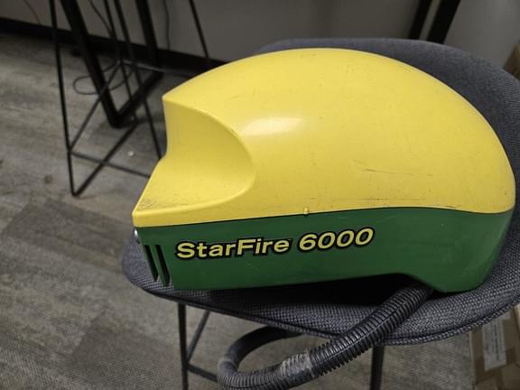 Image of John Deere StarFire 6000 Image 0