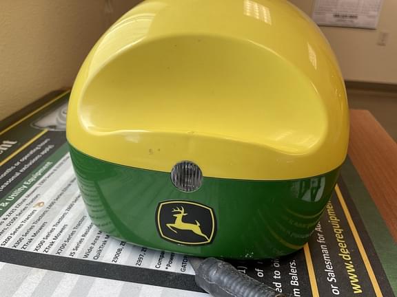 Image of John Deere StarFire 6000 equipment image 3