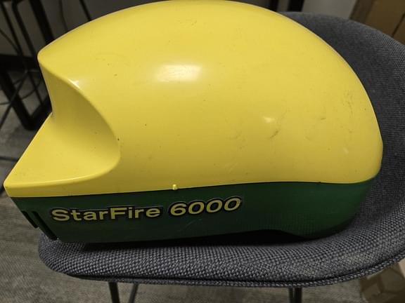 Image of John Deere StarFire 6000 Image 0