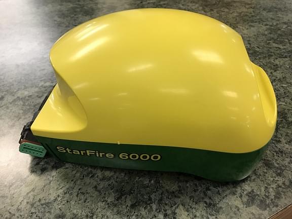 Image of John Deere StarFire 6000 Image 1