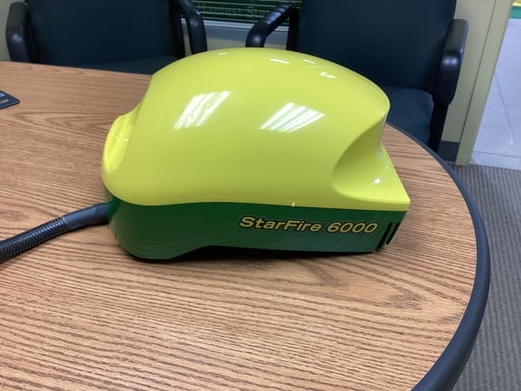 Main image John Deere StarFire 6000