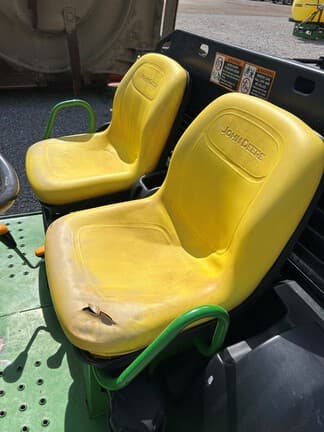 Image of John Deere Gator TH 6x4 equipment image 4