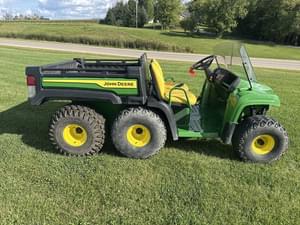 2021 John Deere Gator TH 6x4 Image