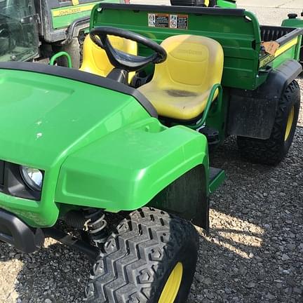Image of John Deere Gator TS 4x2 equipment image 1