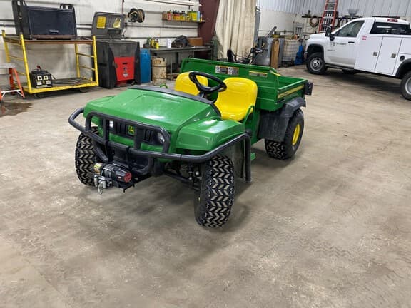 Image of John Deere Gator TS 4x2 equipment image 1