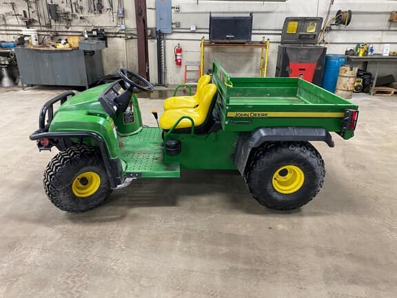 Image of John Deere Gator TS 4x2 equipment image 2