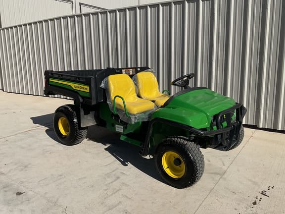 Image of John Deere Turf TX equipment image 4