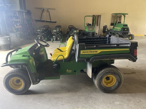 Image of John Deere Turf TX equipment image 1