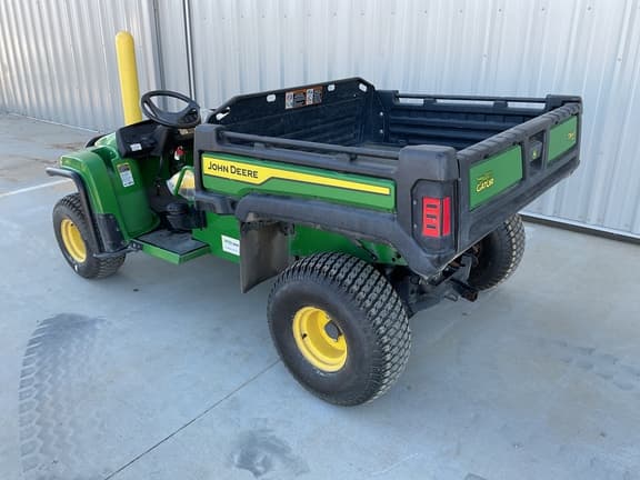 Image of John Deere Turf TX equipment image 2
