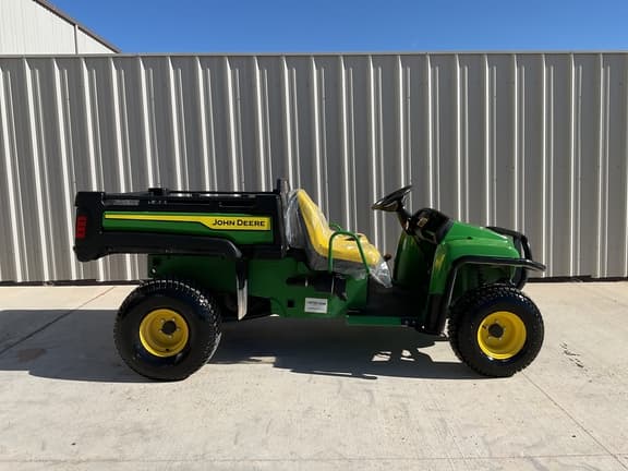 Image of John Deere Turf TX equipment image 3