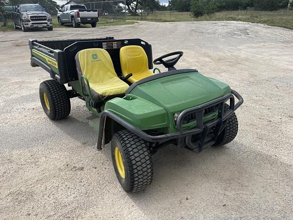 Image of John Deere Turf TX equipment image 4
