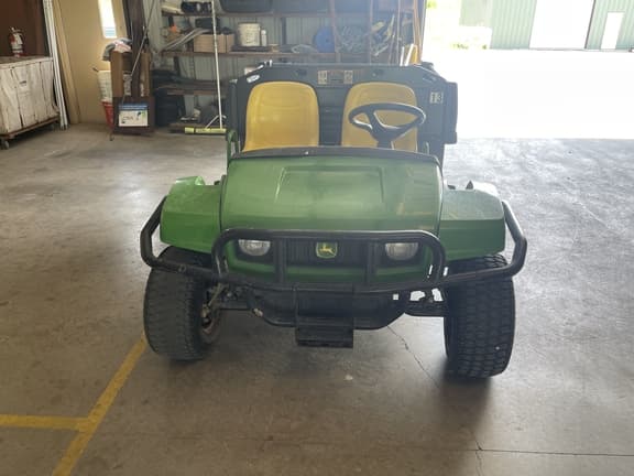 Image of John Deere Turf TX equipment image 4