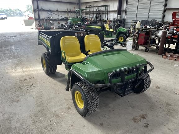 Image of John Deere Turf TX equipment image 4