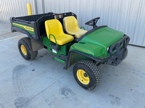 Image of John Deere Turf TX equipment image 4