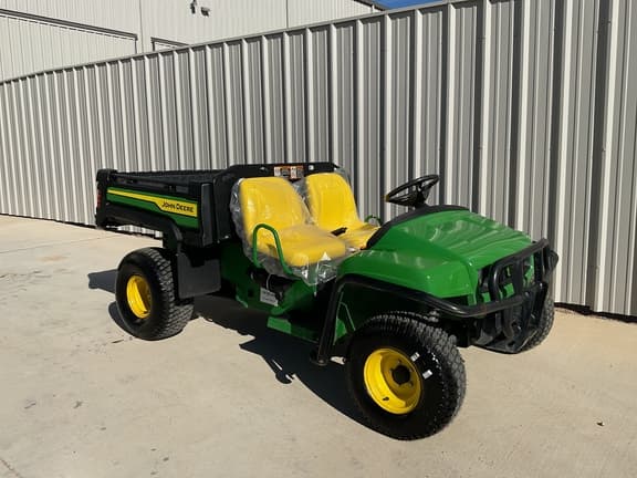 Image of John Deere Turf TX equipment image 4