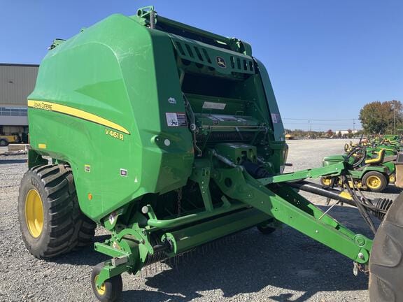 Main image John Deere V461R