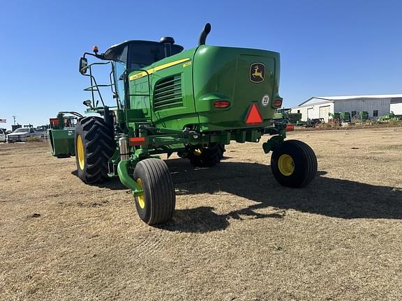 Image of John Deere W235 equipment image 3