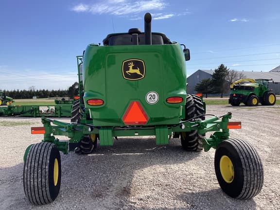 Image of John Deere W235 equipment image 4