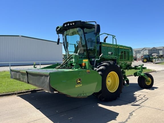 2021 John Deere W235 Equipment Image0