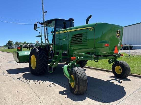 Image of John Deere W235 equipment image 2